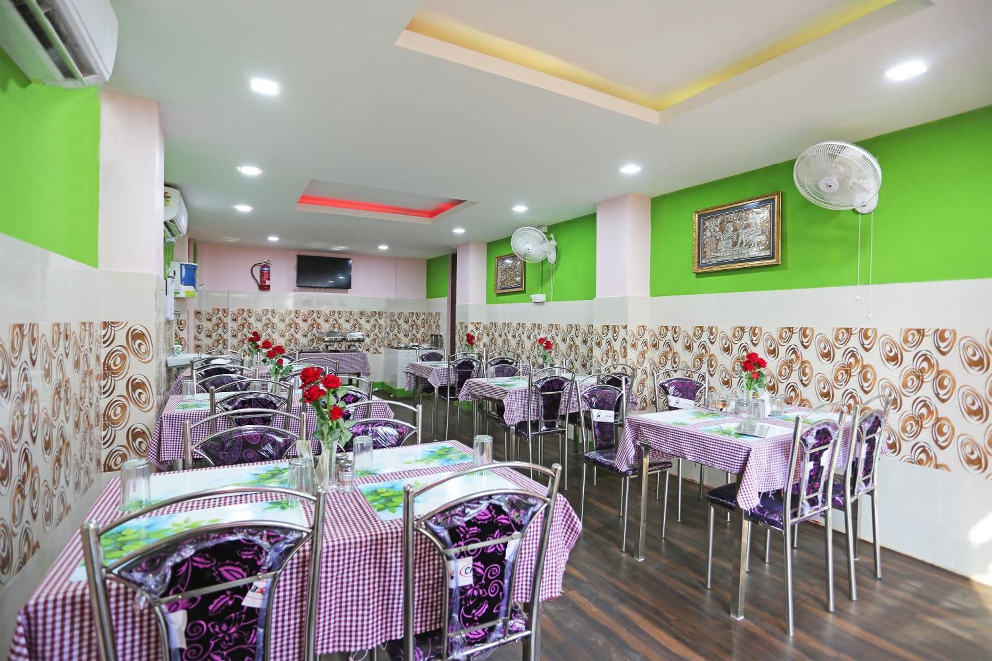 Hotel Grand Paradise Bhubaneswar Zewnętrze zdjęcie