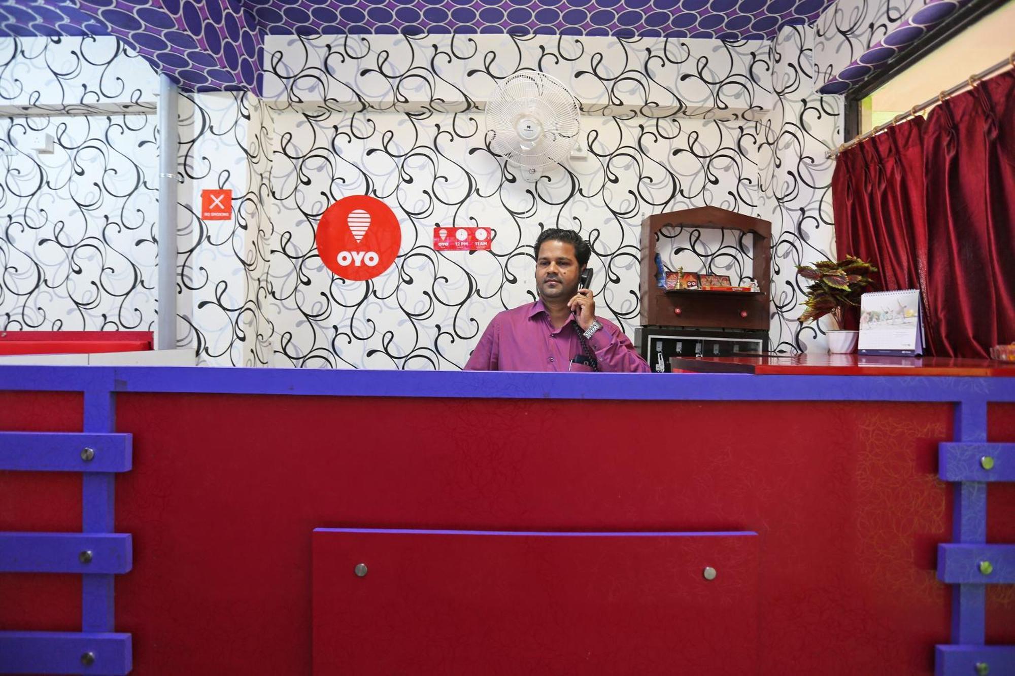 Hotel Grand Paradise Bhubaneswar Zewnętrze zdjęcie