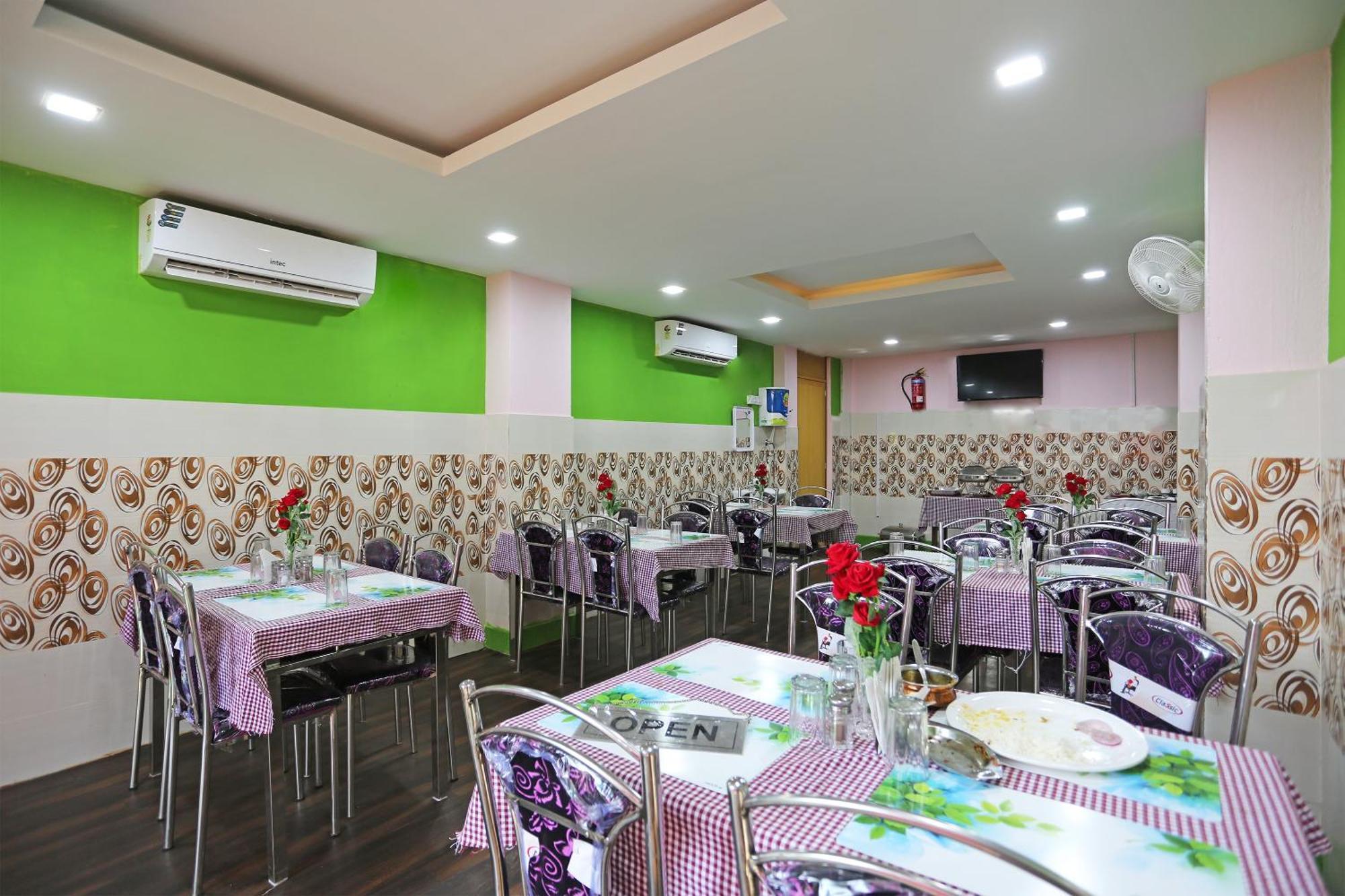 Hotel Grand Paradise Bhubaneswar Zewnętrze zdjęcie
