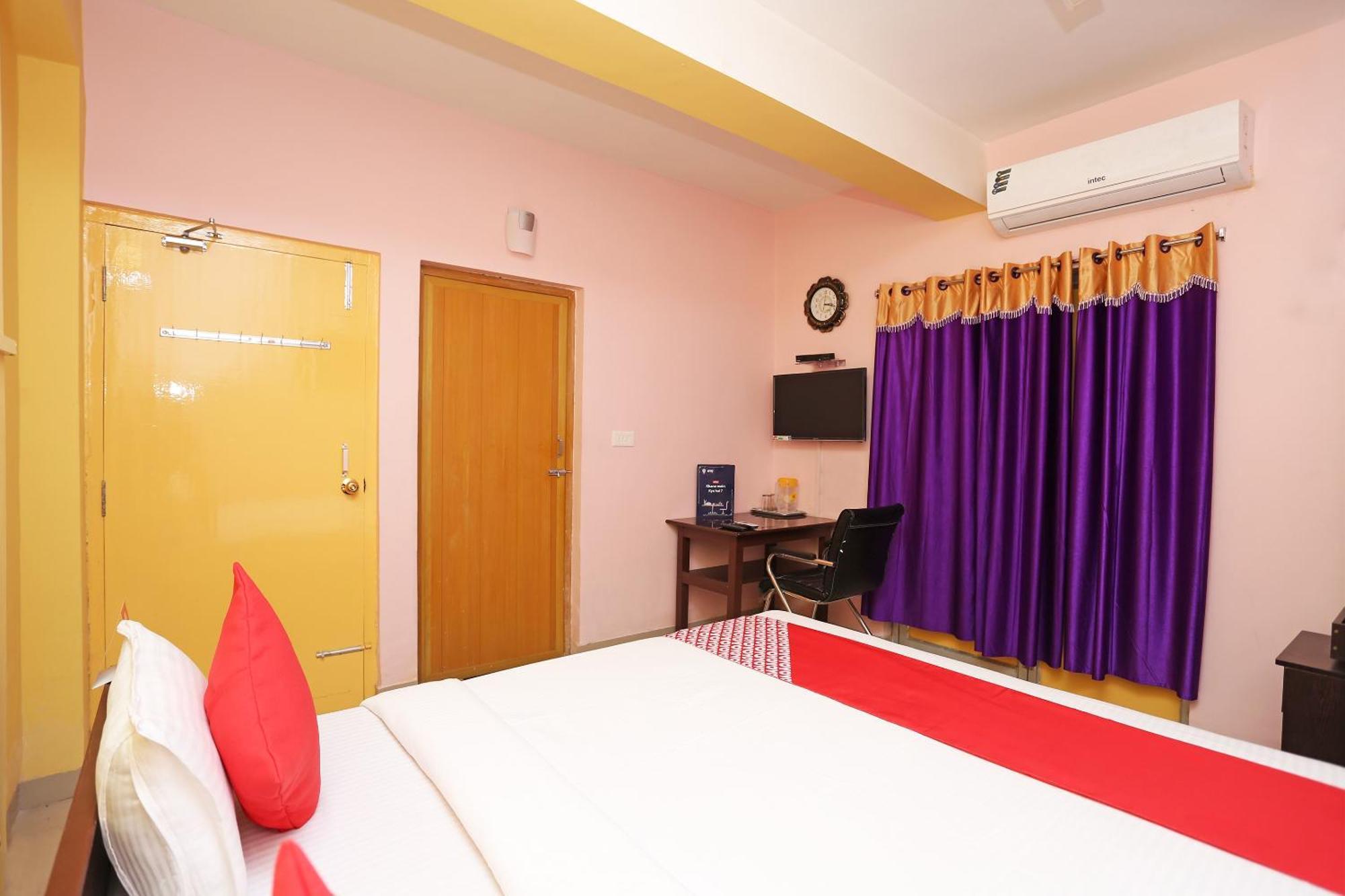 Hotel Grand Paradise Bhubaneswar Zewnętrze zdjęcie