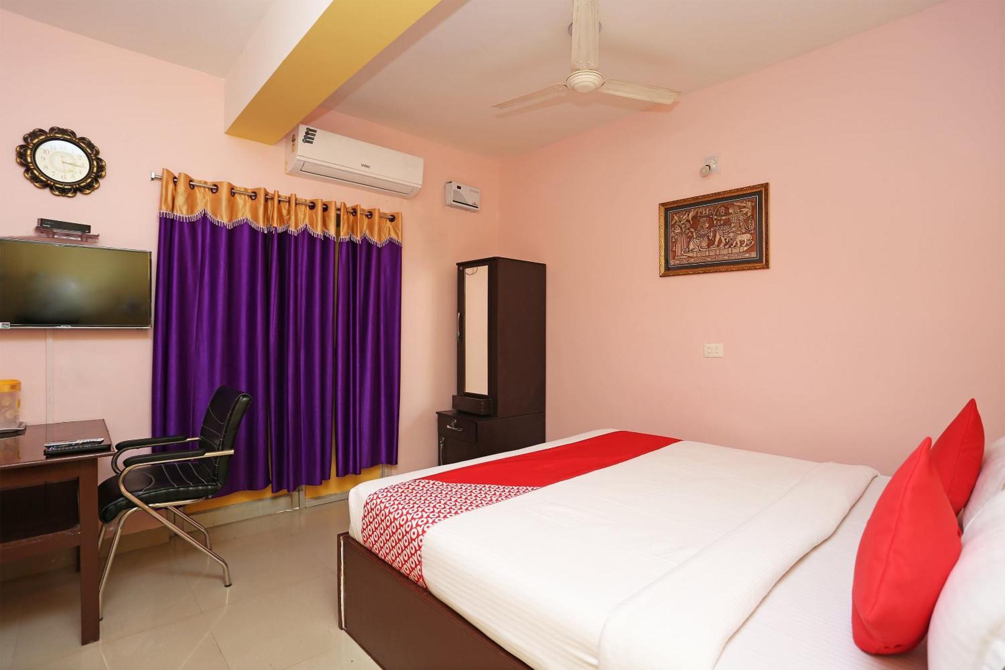 Hotel Grand Paradise Bhubaneswar Zewnętrze zdjęcie