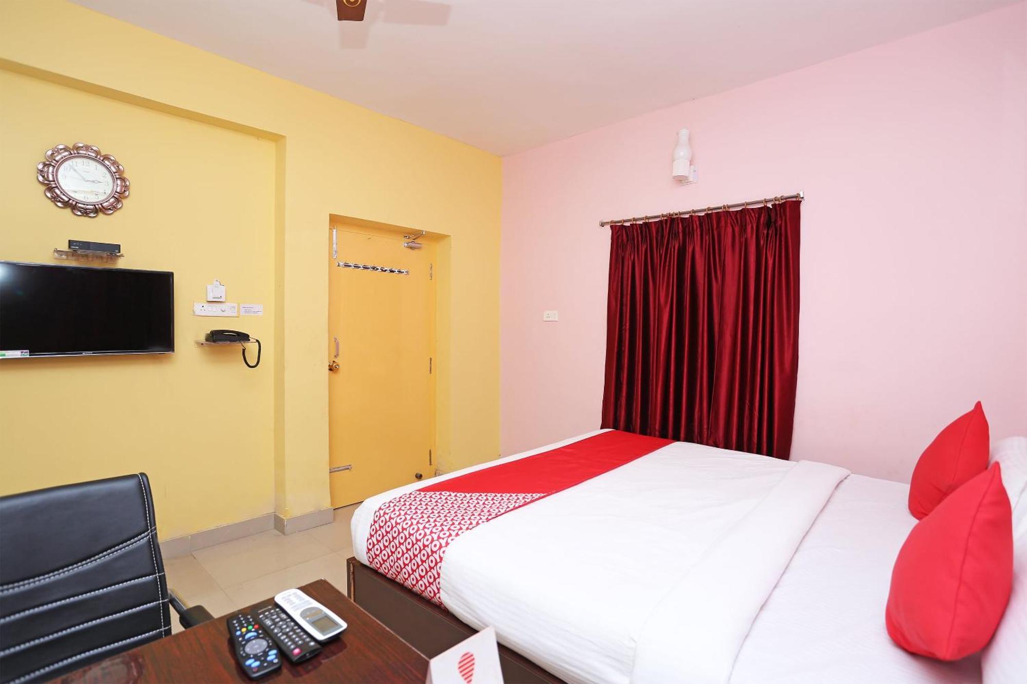 Hotel Grand Paradise Bhubaneswar Zewnętrze zdjęcie